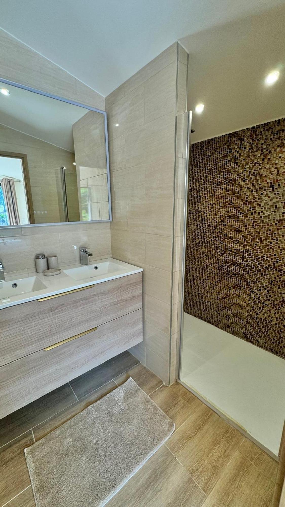 Villa La Source 83 - Room Close To St Tropez Cogolin Exterior photo